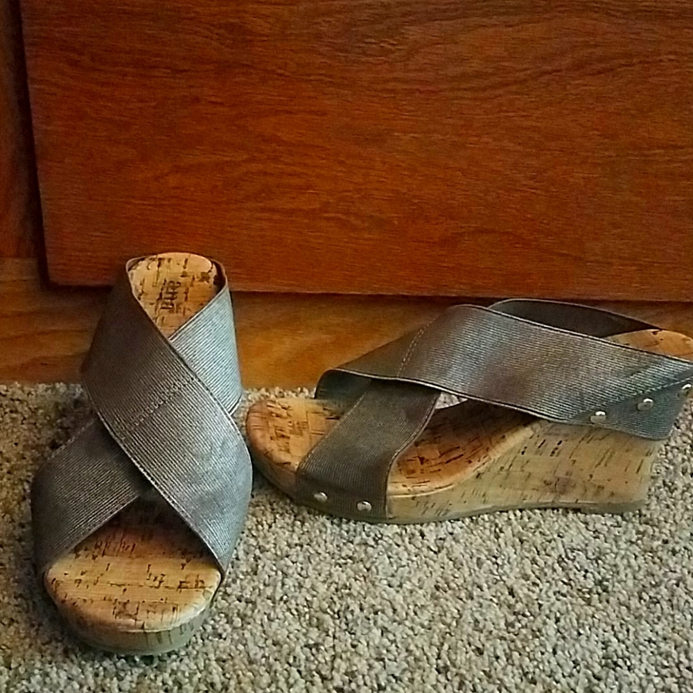 Women's open back wedge sandal